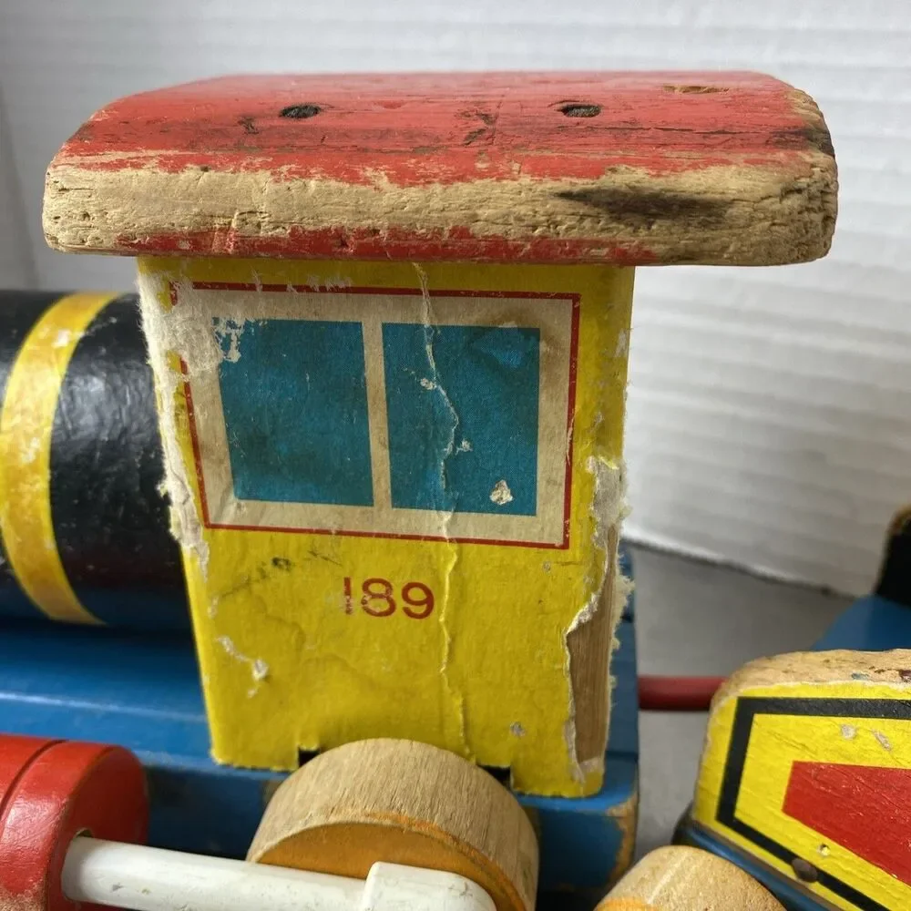 Vintage 1958 Fisher Price Looky Chug Train 189 Wood Pull Toy Wooden Nursery